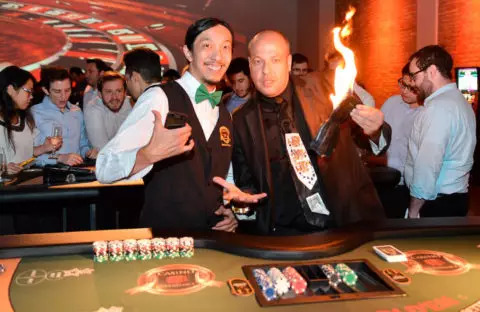 Por que incluir poker em seu evento