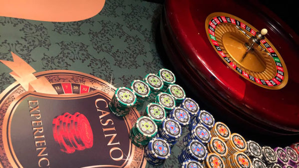 Fichas e Cartas - Casino Experience